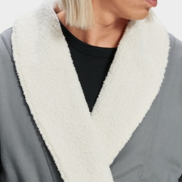 UGG Men's Kalib Robe - Picture 3 of 5